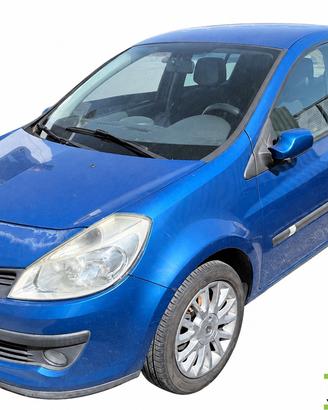 Ricambi Renault Clio 3 Porta Paraurti Motore Cambi