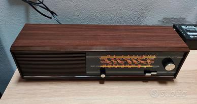 Radio Vintage Mivar r40