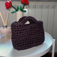 Borsa a mano fatta all'uncinetto Modello Chunky