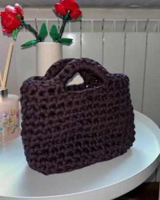 Borsa a mano fatta all'uncinetto Modello Chunky