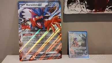 Carta Pokemon jumbo e normale di  Koraidon ex