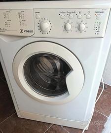Lavatrice INDESIT da 8 KG in Classe A+ 1000 Giri
