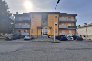 3 LOCALI A ROMANO CANAVESE