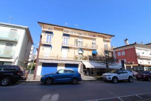 3 LOCALI A CAORLE
