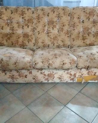 Divano 3 posti classico imbottito – stile vintage