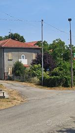 Casa semi dipendente a Valmozzola