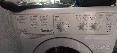 lavatrice Indesit 