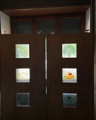 Porte Artigianali con Vetrate Decorative