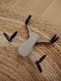 drone Mavic Mini