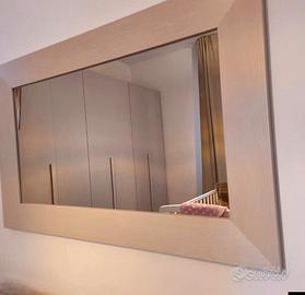 specchio comodini piccoli cassettiera grandi 