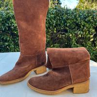 Stivali in camoscio con interno con pelo