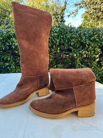 Stivali in camoscio con interno con pelo