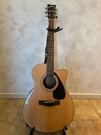 Chitarra acustica yamaha