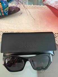 occhiali da sole moschino