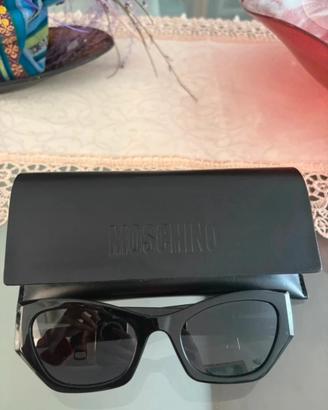 occhiali da sole moschino