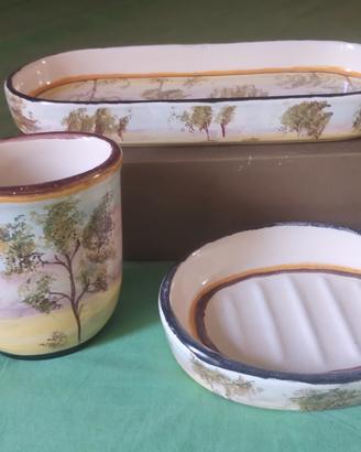 Set da bagno in ceramica di Faenza