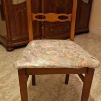 Sedie in legno stile classico con seduta imbottita