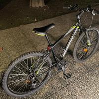 Bicicletta mountain bike 24”