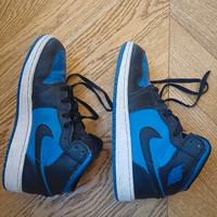 Air Jordan 1 blu e nere 38,5