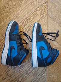 Air Jordan 1 blu e nere 38,5