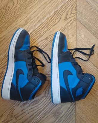 Air Jordan 1 blu e nere 38,5