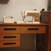 Macchina da cucire Singer 700