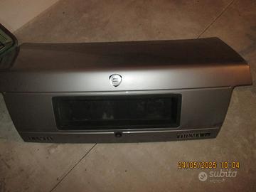 Lancia Thema - cofano posteriore