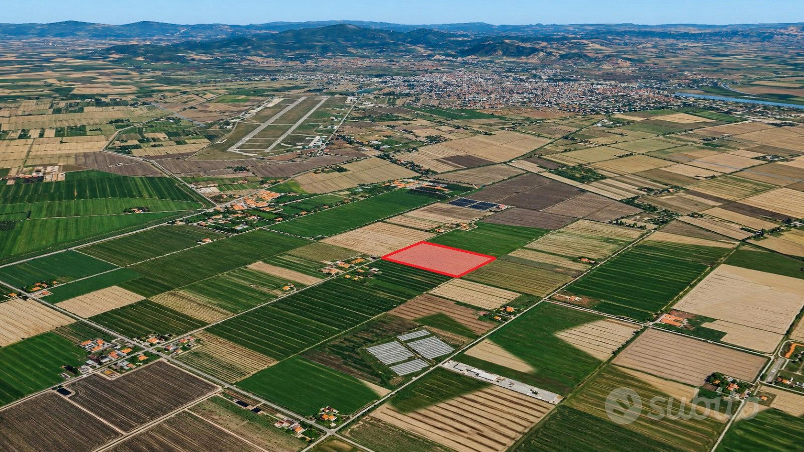 Terreno agricolo 5 ettari fronte strada - Vista 3