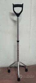 Bastone tre piedi per anziani