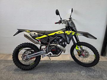 FANTIC MOTOR XEF 125 PERFORMANCE