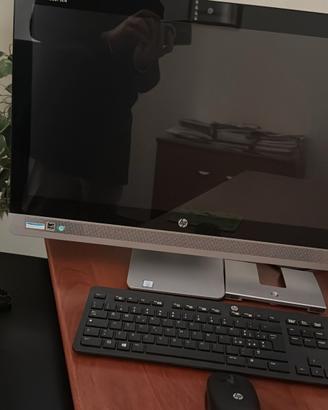 HP Touch screen I5