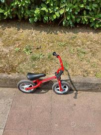 Bicicletta senza pedali