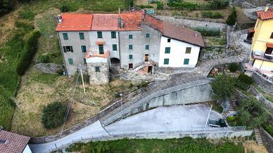 CASA SEMINDIPENDENTE A SAN MARCELLO PITEGLIO