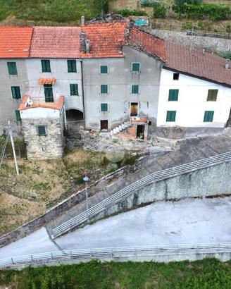 CASA SEMINDIPENDENTE A SAN MARCELLO PITEGLIO