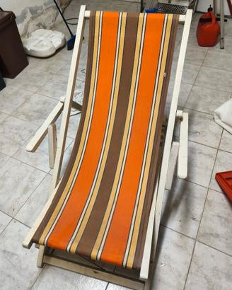 sedia sdraio vintage in legno