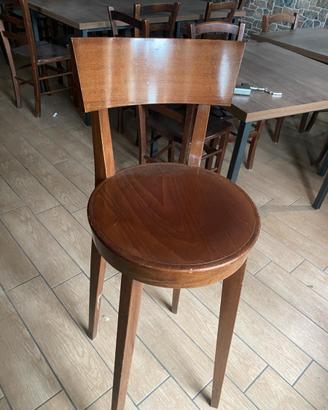 Sgabello  bar in legno