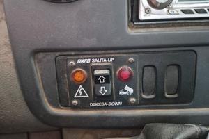 Renault mascott 