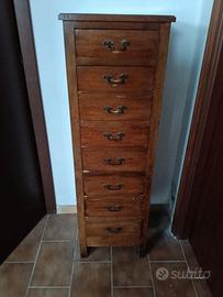 Cassettiera settimanale in legno