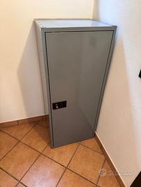 Armadio in metallo NUOVO con porta (varie misure)