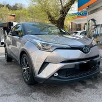 Toyota style c-hr 2017