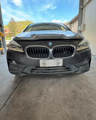 Vendiamo ricambi BMW 216i anno2019