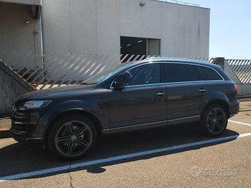 AUDI Q7 3.0 tdi clean quattro 245cv tiptronic