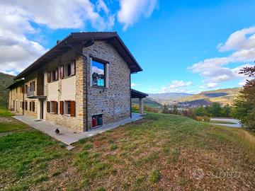 Cascinale in Pietra ristrutturato e Panoramico nel