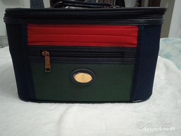 BEAUTY CASE 