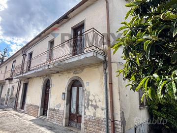 Casa Semindipendente - Mirabella Eclano