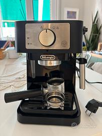 Macchina caffè DeLonghi stilosa