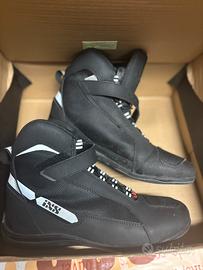 Scarponcini moto IXS