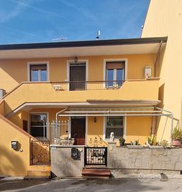 Casa semindipendente