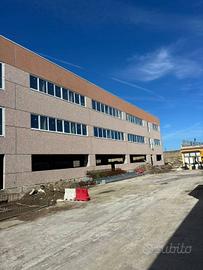 Immobile di 1000 m² con 1 locale a Villa Literno