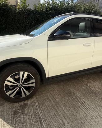 Mercedes-Benz GLA 180 GLA A 180 d Sport Plus